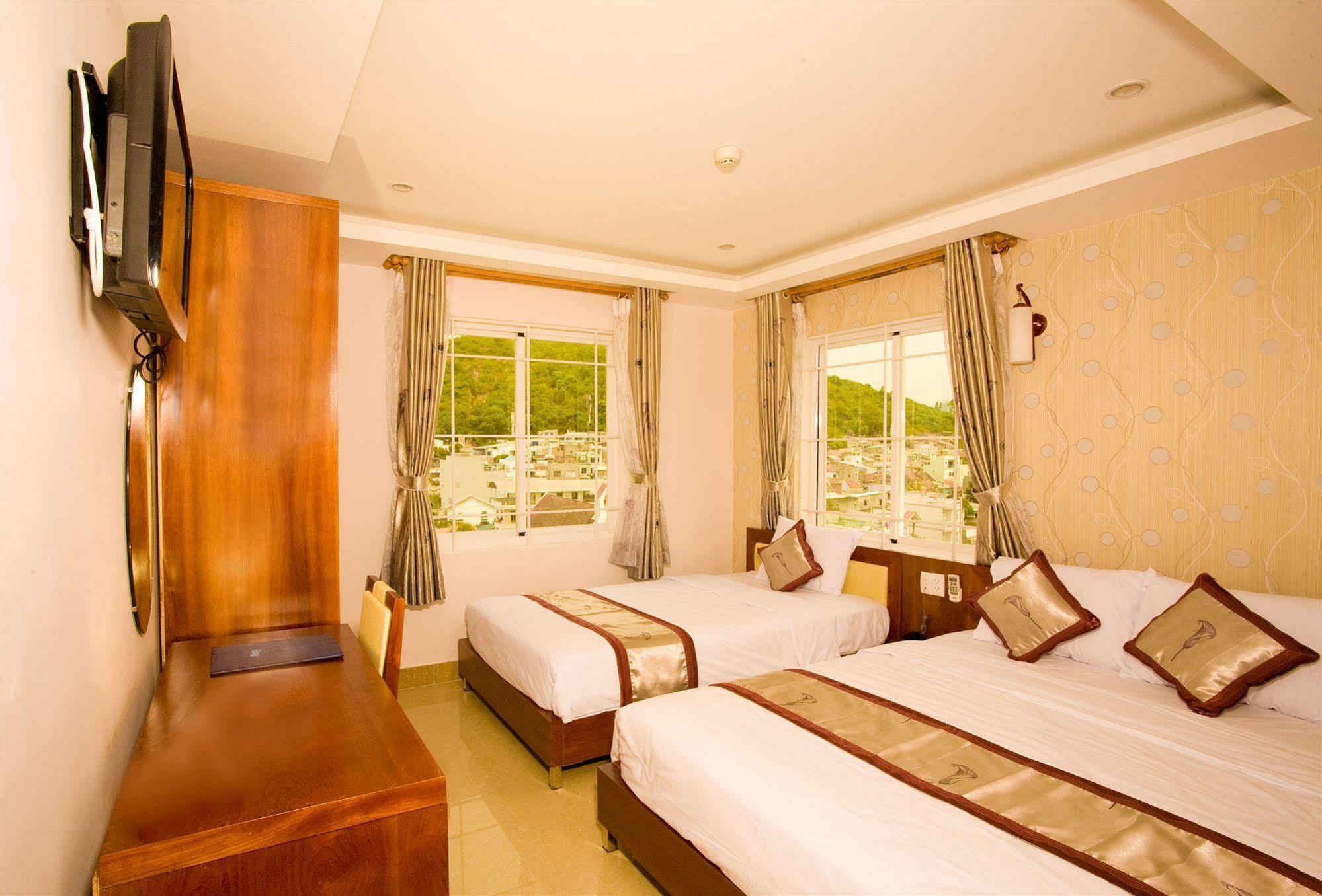 Ngoc Hong Hotel Nha Trang Exterior photo